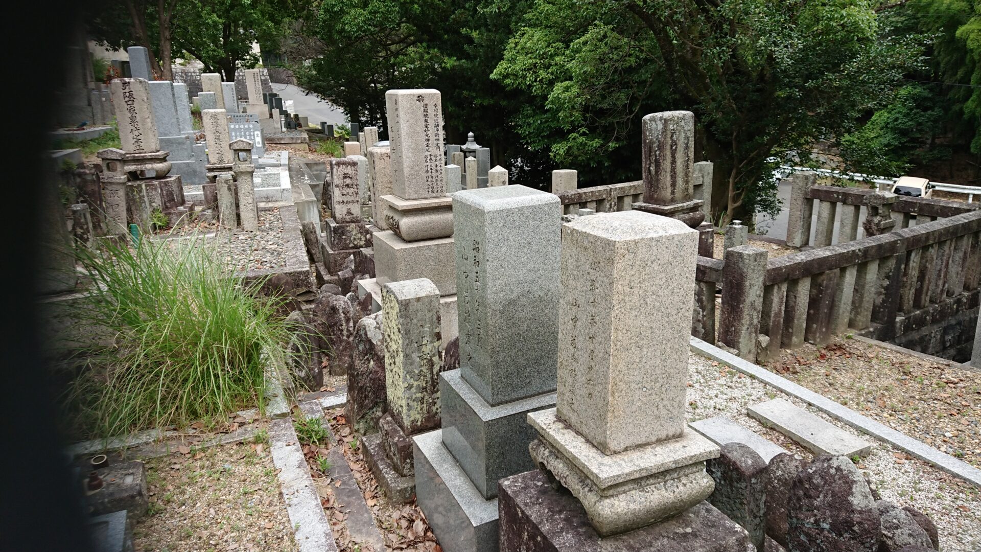奈良市営　東山霊苑01